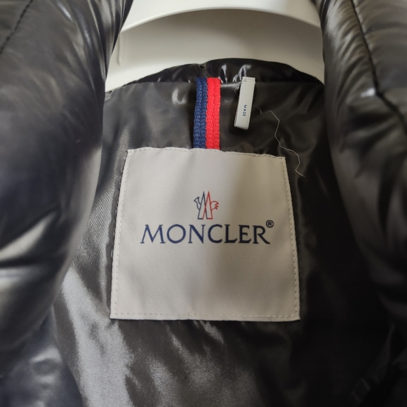 Quilted Moncler Vest 5 - Picture 6 of 11